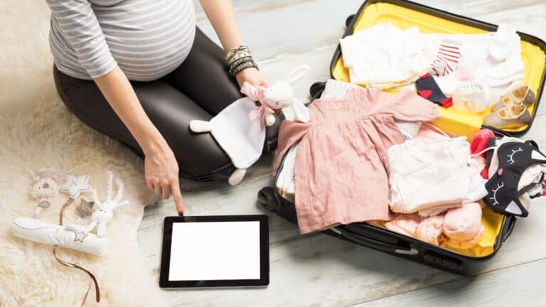 9 Things To Pack In Your Hospital Bag So You’re Ready For Labor Anytime