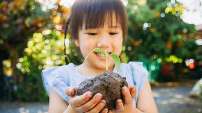 Easy Spring Plants to Grow with Kids: A Guide for Beginners