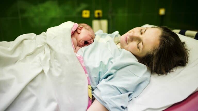 Mommy Apologies: New Mom Changes Perspective After Experiencing Childbirth Herself
