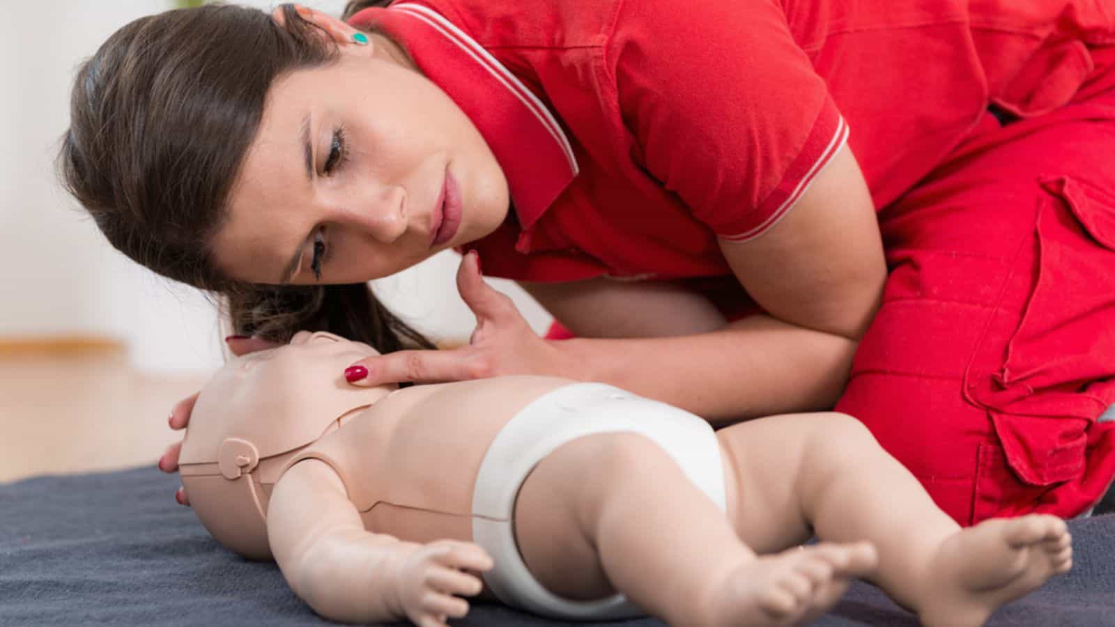 First Aid Training - Cardiopulmonary resuscitation