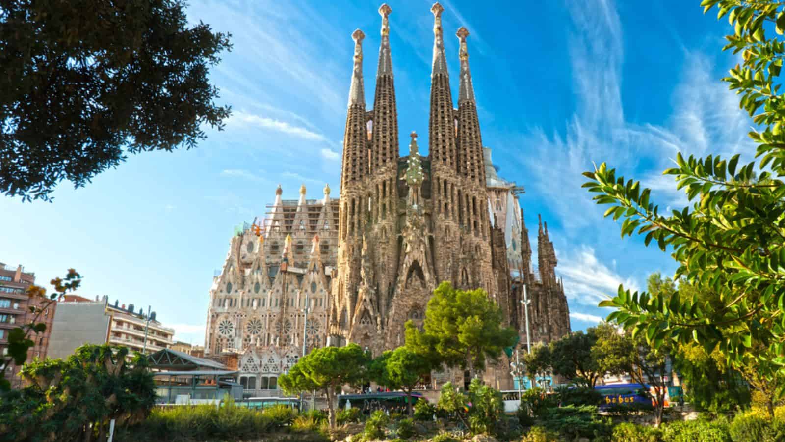  La Sagrada Familia - Barcelona Spain